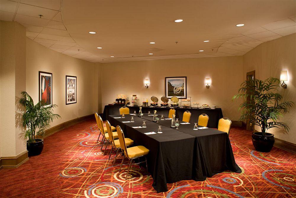 Courtyard By Marriott Chicago At Medical District-Uic Hotell Exteriör bild