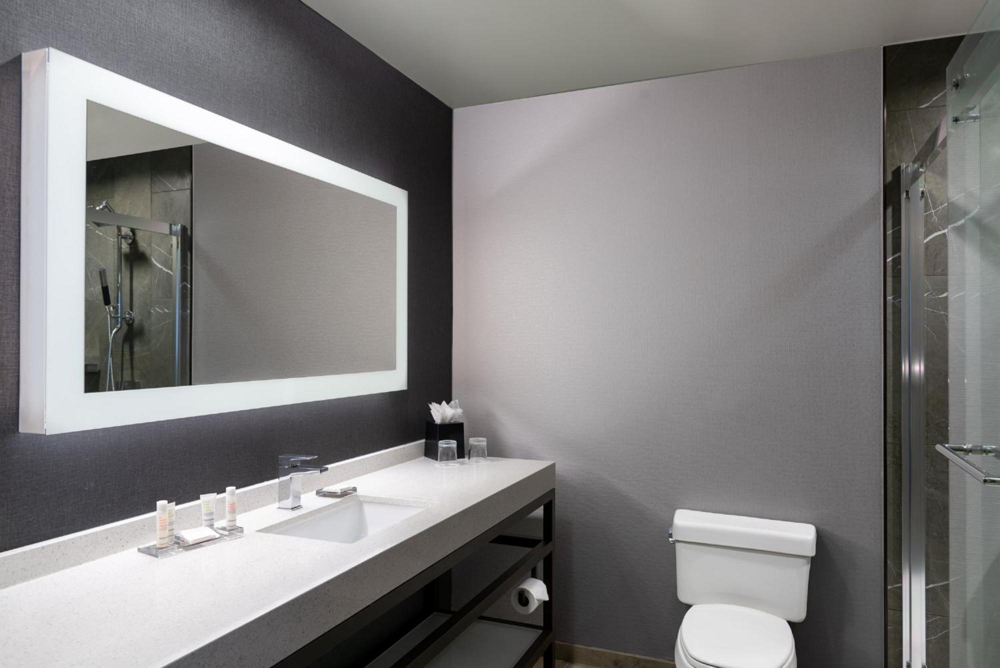 Courtyard By Marriott Chicago At Medical District-Uic Hotell Exteriör bild