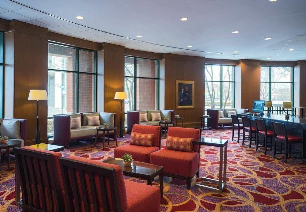 Courtyard By Marriott Chicago At Medical District-Uic Hotell Exteriör bild